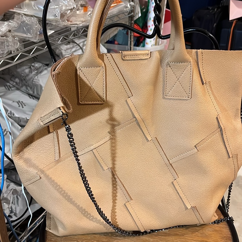 Tan Falor Italian Leather Tote Bag new with tags and free extra strap